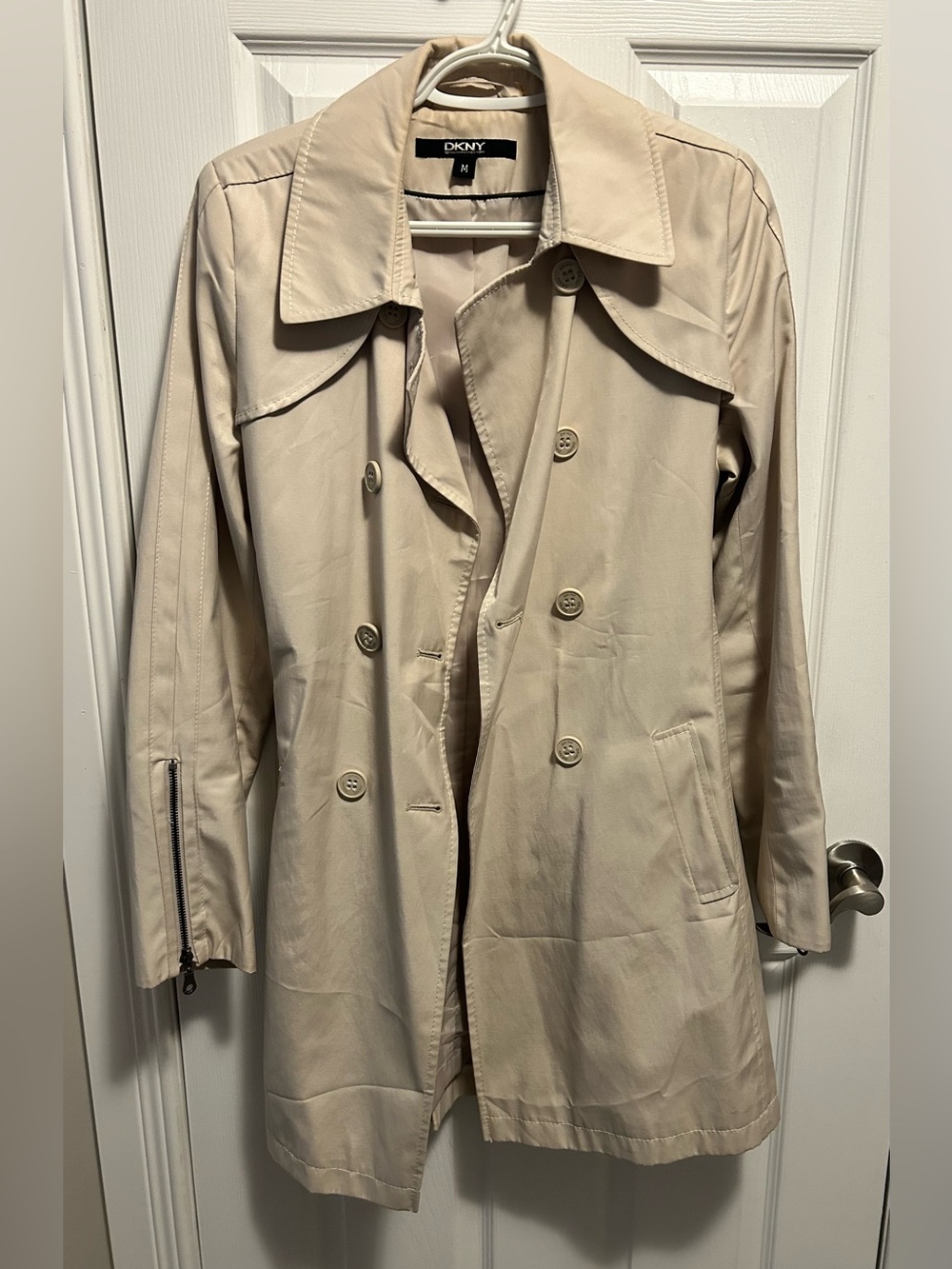DKNY Beige Double Breasted Trench Coat Jacket Zipper Sleeve Detail Medium